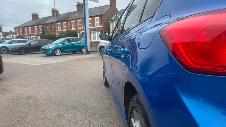 Ford Focus 1.0 EcoBoost Hybrid mHEV 125 ST-Line Edition 5dr Petrol Hatchback